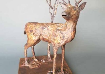 deer copper sculpture lighting 2